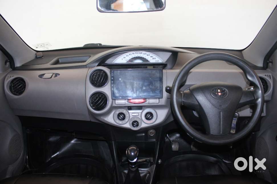 Toyota Etios 2010-2012 G, 2011, Petrol