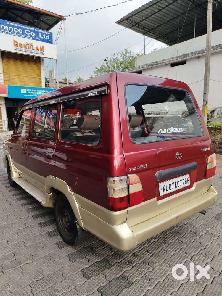 Toyota Qualis 2001 Diesel 250000 Km Driven
