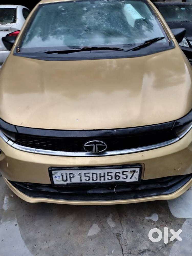 Tata Altroz 1.2 Xe Rhytm Petrol, 2020, Petrol