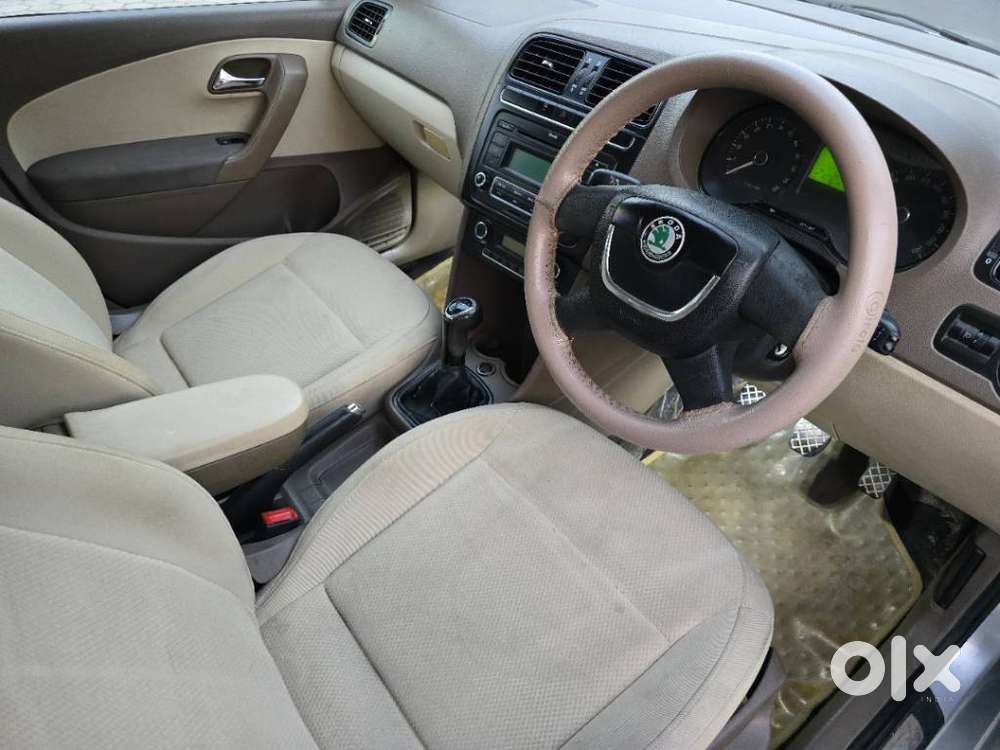Skoda Rapid Elegance 1.6 Tdi Cr Manual, 2012, Diesel