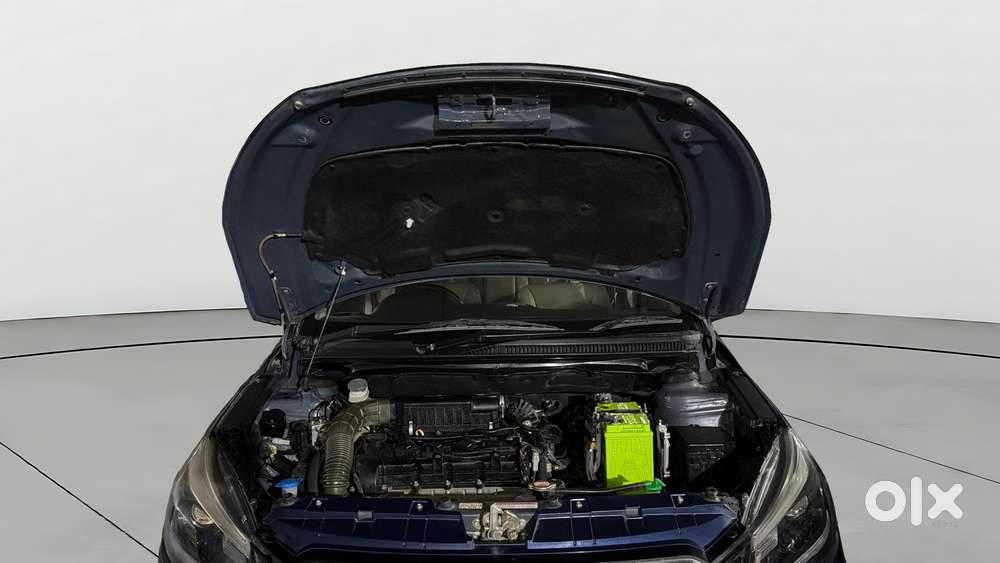 Maruti Suzuki Ciaz 1.5 Alpha Shvs Petrol, 2019, Petrol