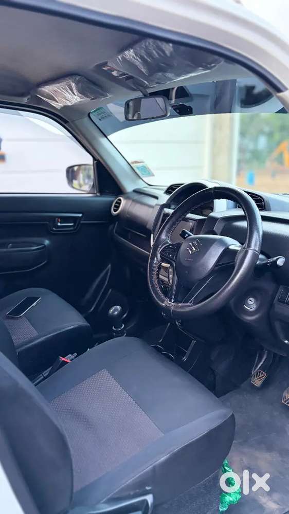 First Owner ,family Used
Features 22+ Milage