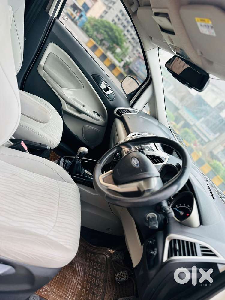 Ecosport Car Petrol Titanium Top Model 2014