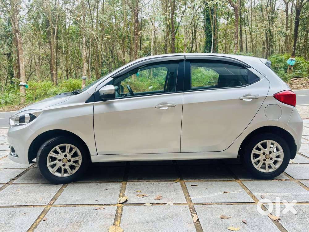 Tata Tiago Xz, 2016, Petrol