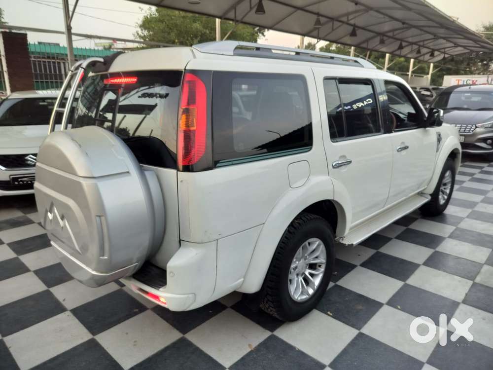 Ford Endeavour Titanium 2.2 4x2, 2013, Diesel