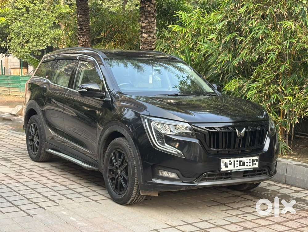 Mahindra Xuv700 2.2 Ax 7 Diesel Mt Luxury Pack Str, 2025, Diesel