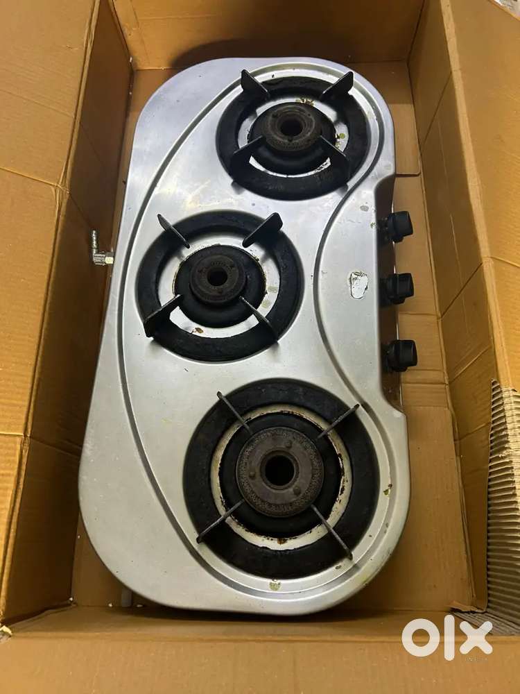 Cooktop three burner