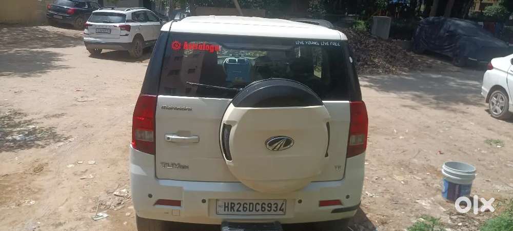 Mahindra Tuv 300 2017