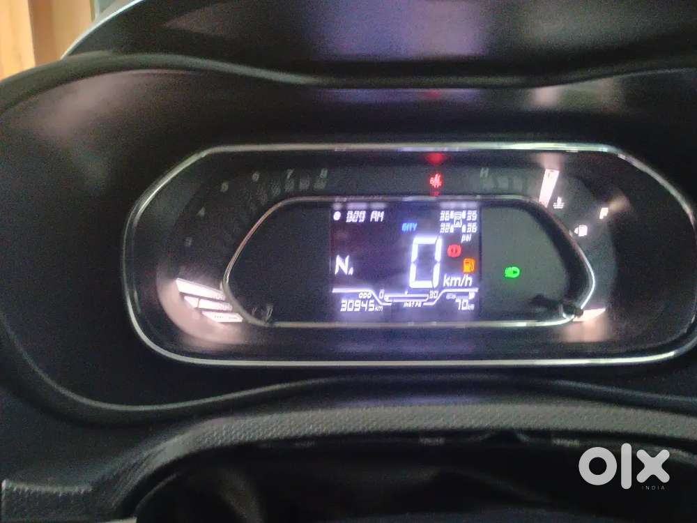 Tata Nexon 2021 Petrol 30945 Km Driven