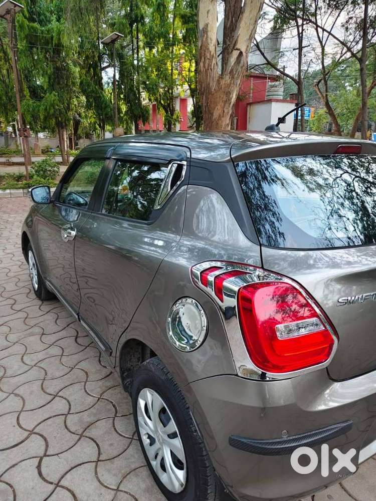 Maruti Suzuki Swift Vvt Vxi, 2021, Petrol