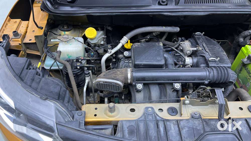 Renault Triber Rxt Easy-r Amt, 2023, Petrol