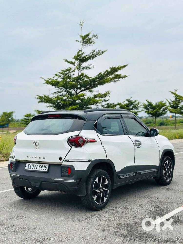 Tata Punch, 2022, Petrol
