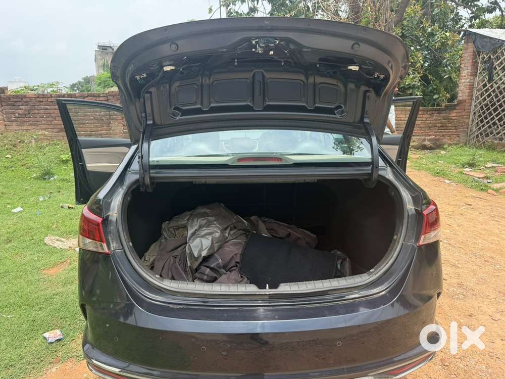 Hyundai Verna 2022 Petrol