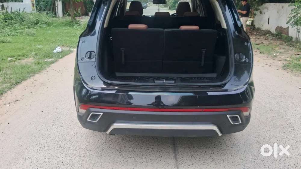 Mg Hector Plus Savvy Pro 1.5 Turbo Petrol Cvt 7 Str, 2023, Petrol