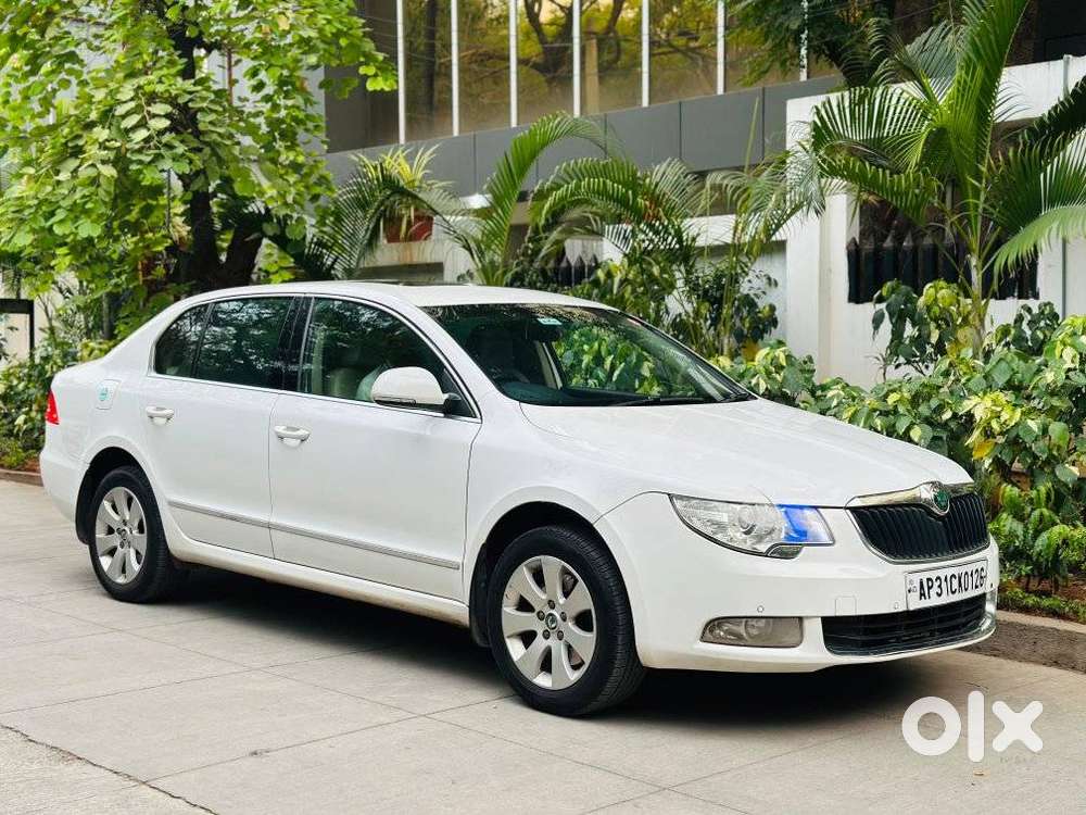 Skoda Superb 2.5 Elegance Tdi At, 2013, Diesel
