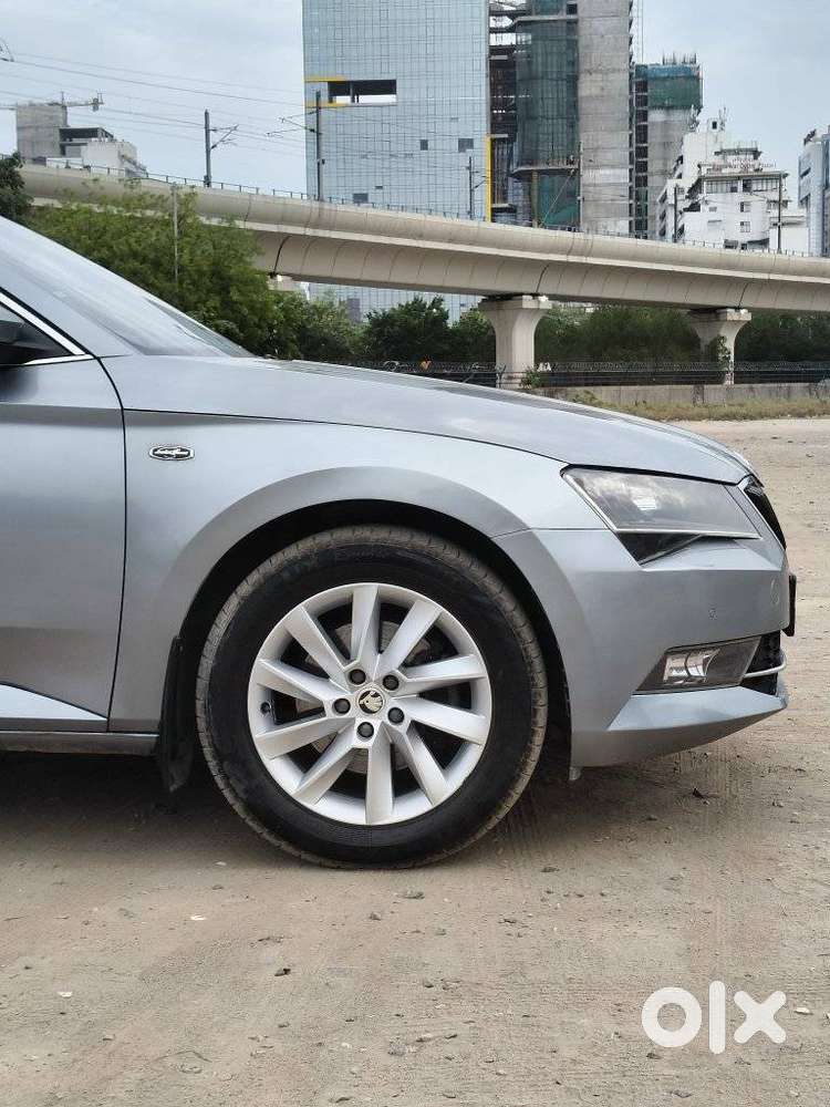 Skoda Superb Lk 1.8 Tsi At, 2016, Petrol