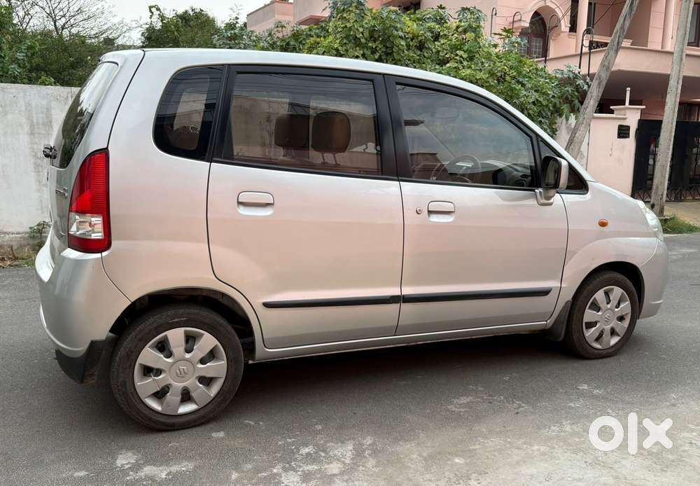 Maruti Suzuki Estilo Vxi, 2013, Petrol