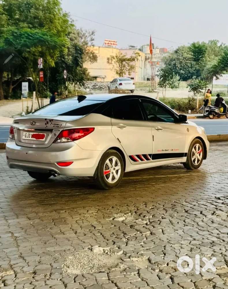 Hyundai Verna Fluidic 2011 Model