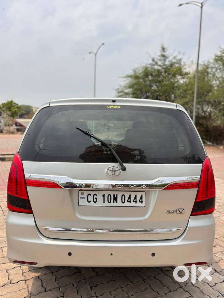 Toyota Innova 2.5 G (diesel) 8 Seater, 2013, Diesel