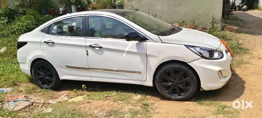 Hyundai Verna 2012 Diesel 910000 Km Driven
