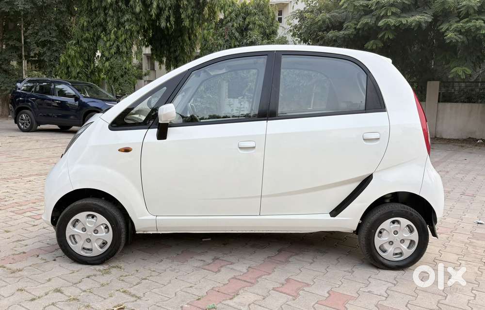 Tata Nano Xta, 2017, Petrol