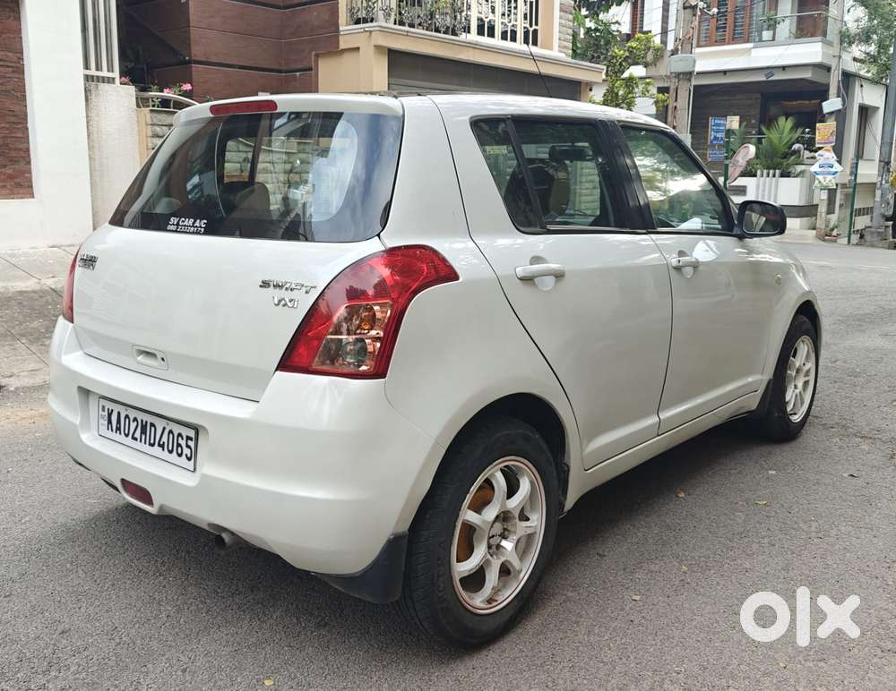 Maruti Suzuki Swift 1.3 Vxi, 2009, Petrol