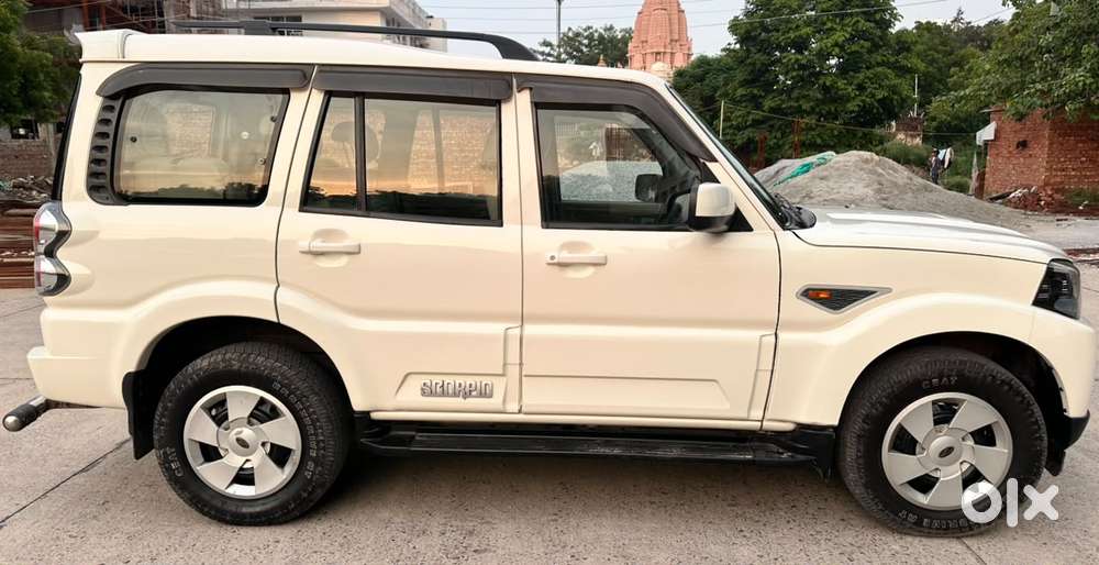 Mahindra Scorpio S6 Plus, 2016, Diesel