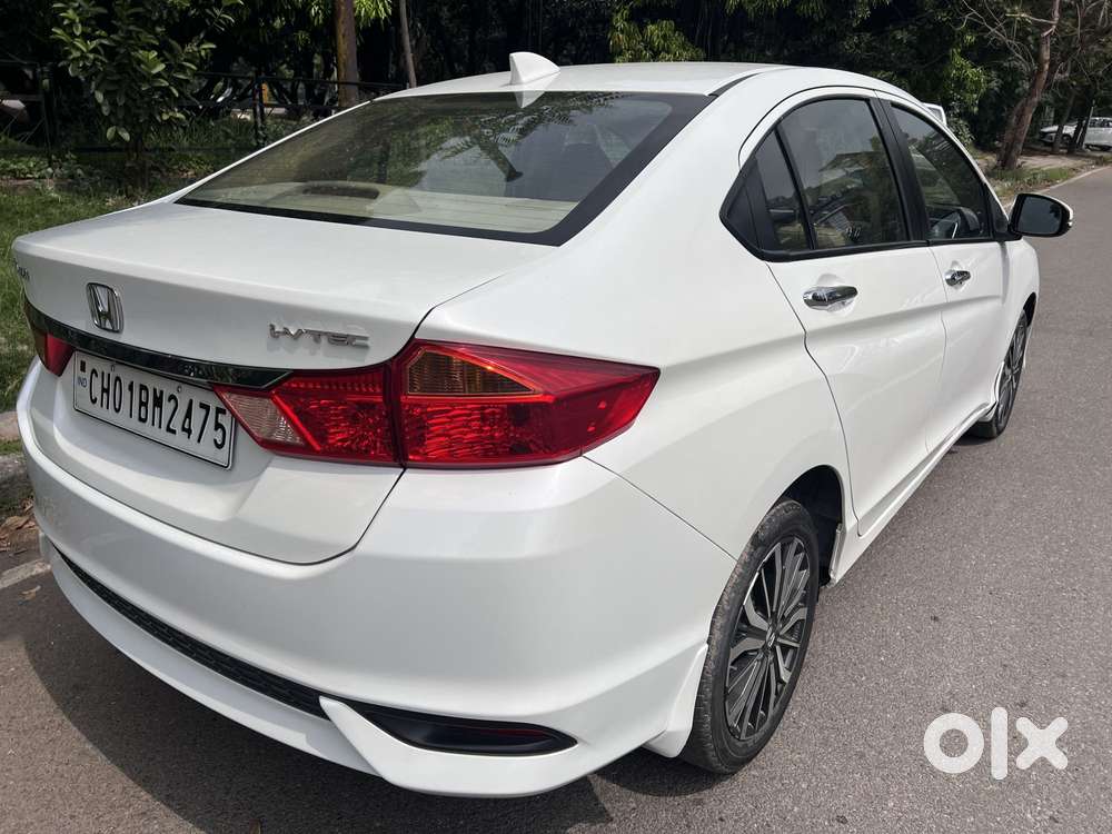 Honda City V At Sunroof I-vtec, 2017, Petrol