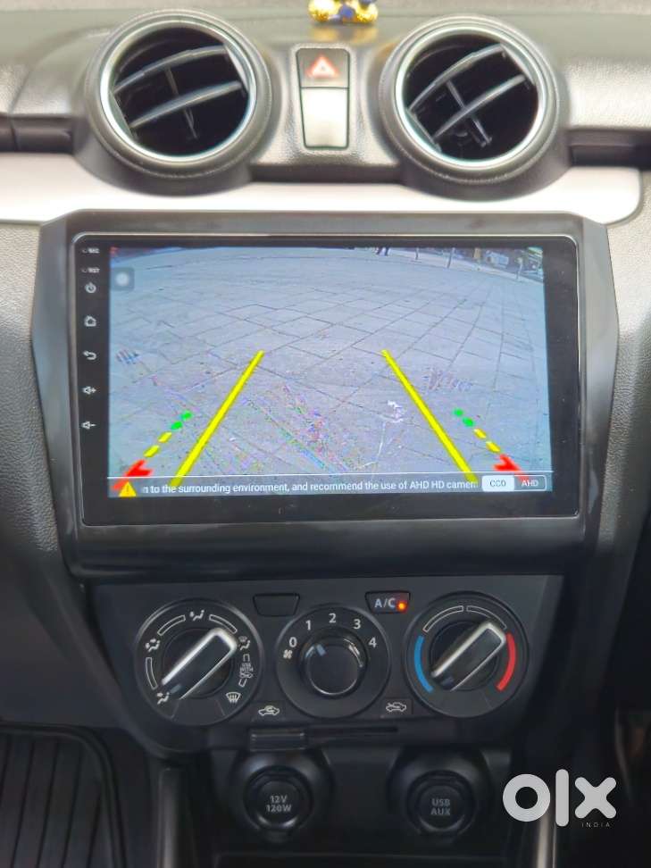 Maruti Suzuki Swift Vxi + Manual, 2022, Petrol