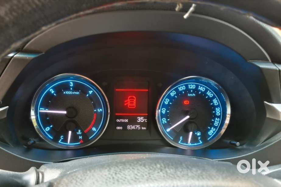 Toyota Corolla Altis 2013-2017 D-4d G, 2015, Diesel