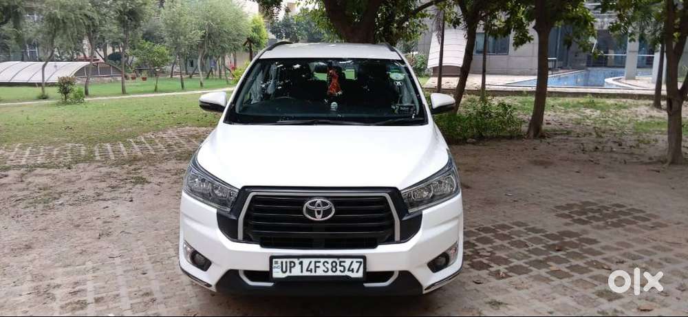 Toyota Innova Crysta 2023