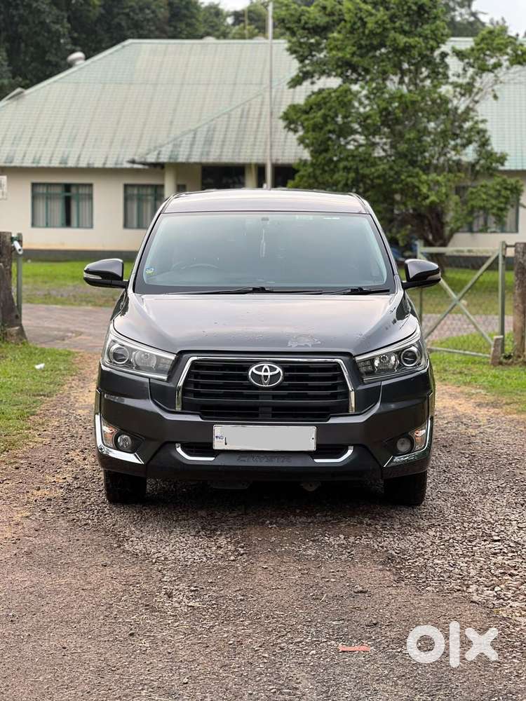 Toyota Innova Crysta 2.4 G Mt, 2016, Diesel