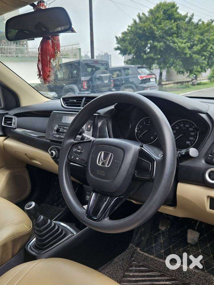 Honda Amaze 2nd Gen Vx, 2018, Petrol