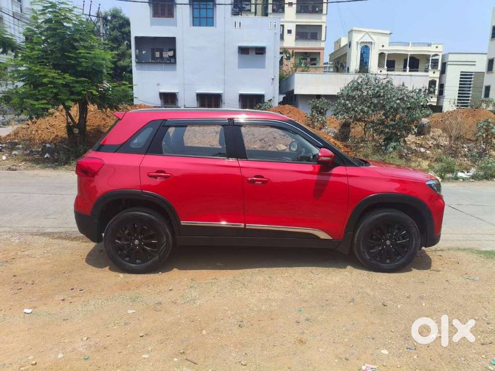 Maruti Suzuki Brezza 1.5 Zxi Smart Hybrid, 2022, Petrol