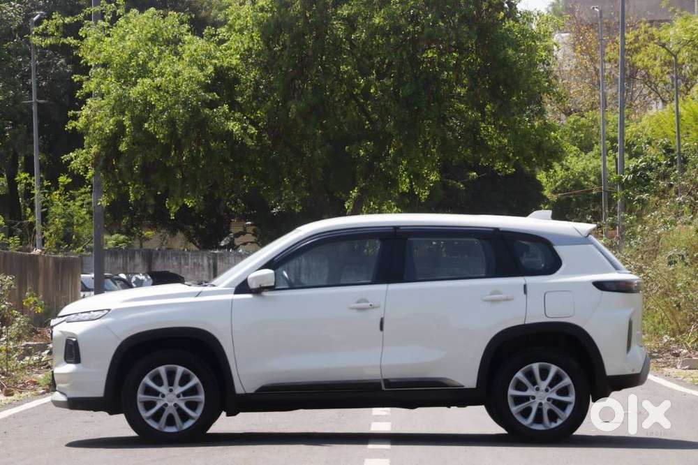 Maruti Suzuki Grand Vitara 1.5 Delta Smart Hybrid At, 2023, Petrol