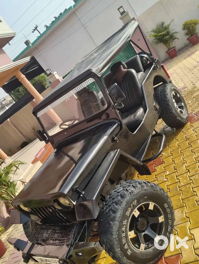 Mahindra Jeep 2004 Diesel Well Maintained