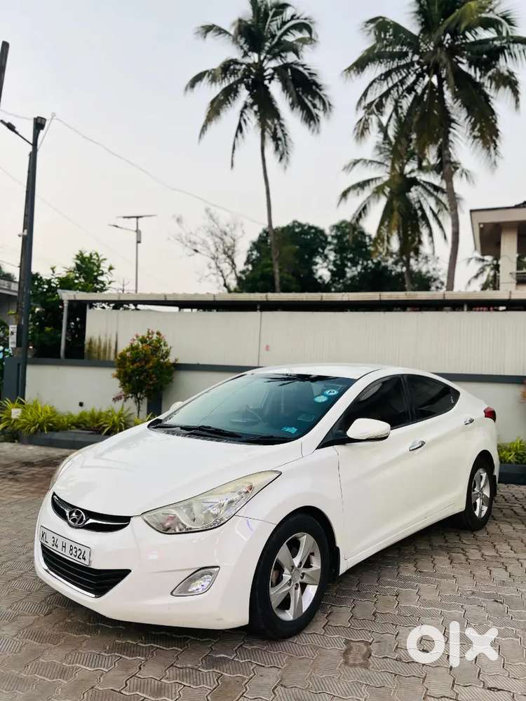 Hyundai Elantra 2013 Crdi S