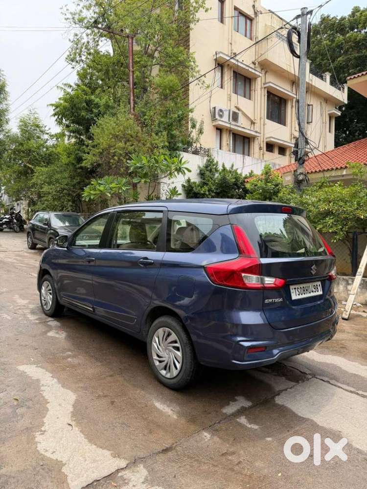 Maruti Suzuki Ertiga 1.5 Vxi, 2021, Petrol