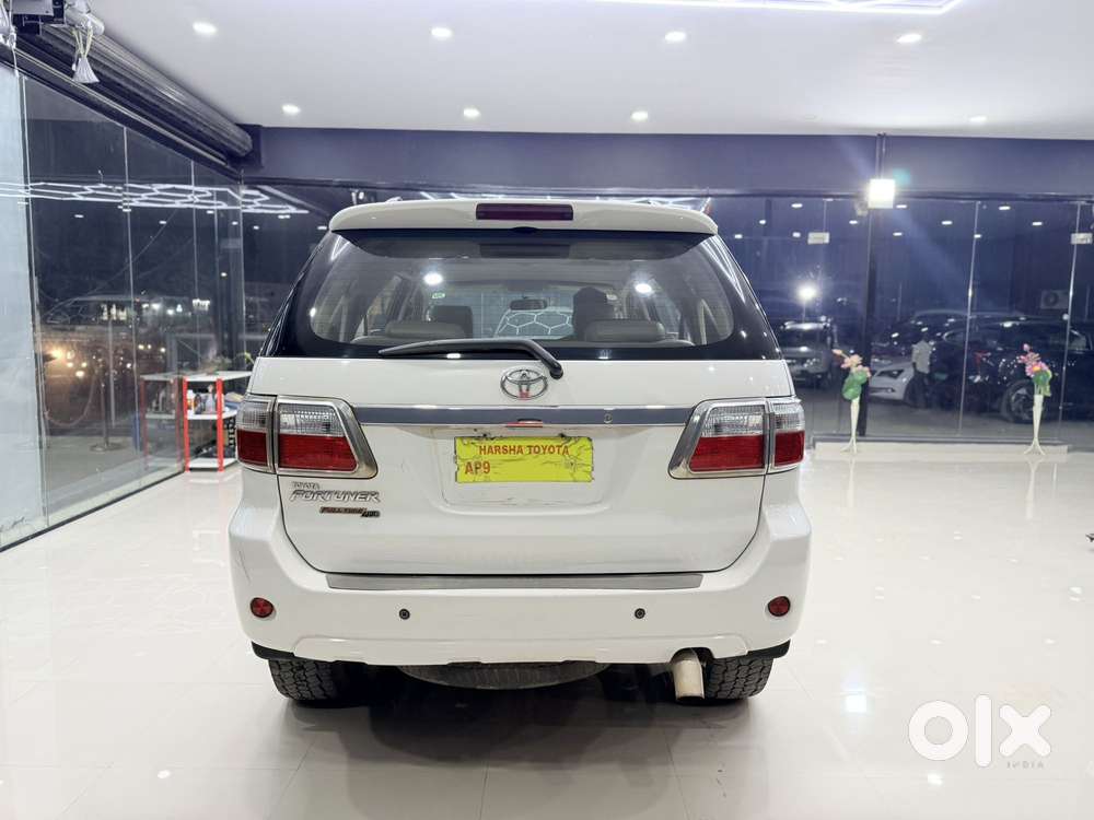 Toyota Fortuner 3.0 4x4 Manual, 2010, Diesel