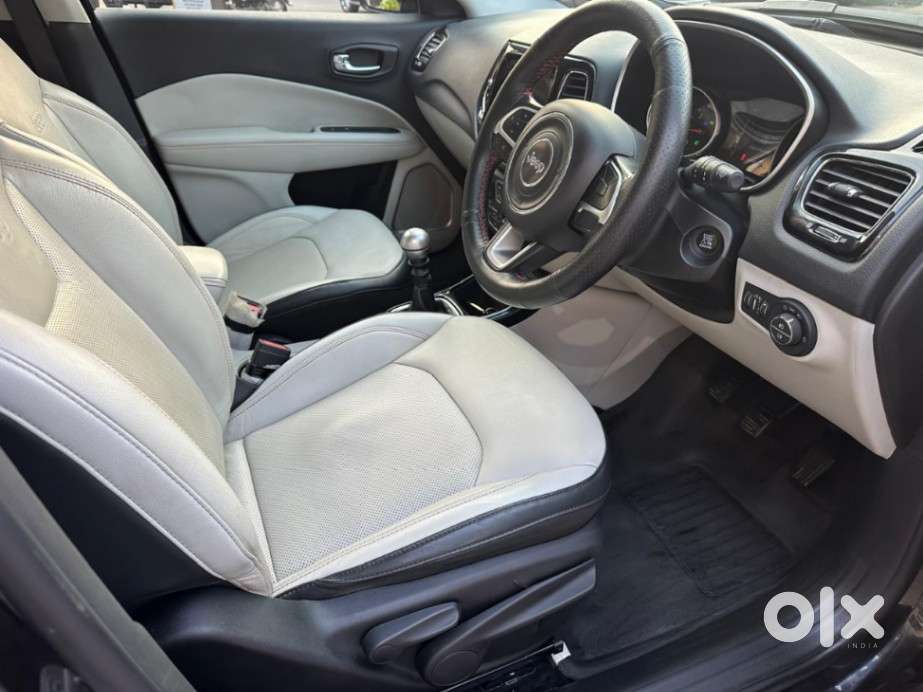 Jeep Compass 2.0 Limited Option Black, 2018, Diesel