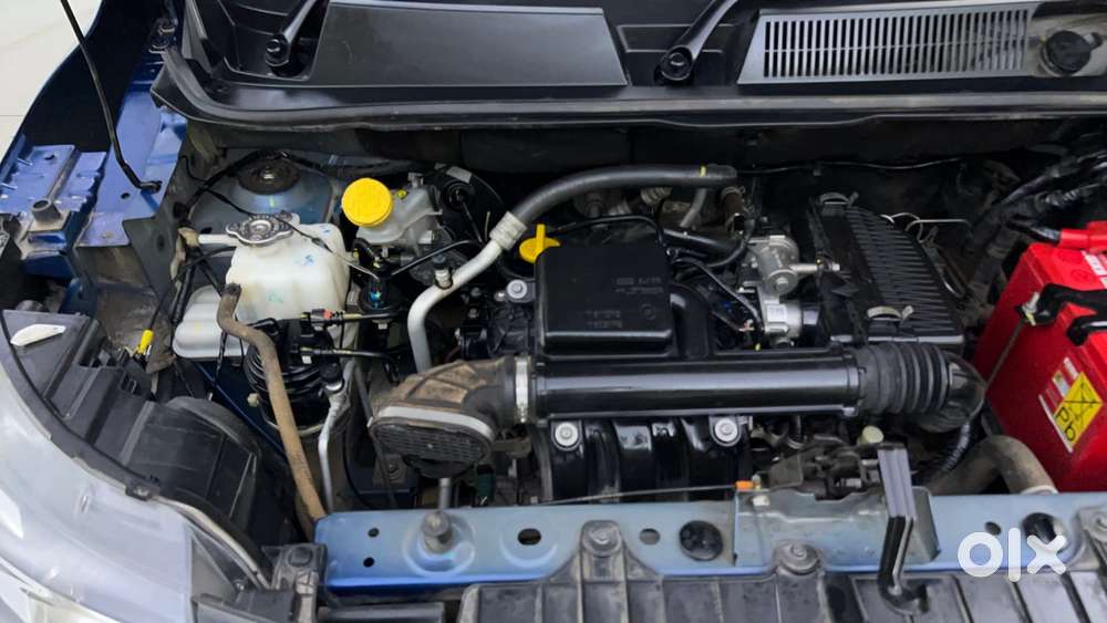 Renault Triber Rxz Easy-r Amt, 2023, Petrol