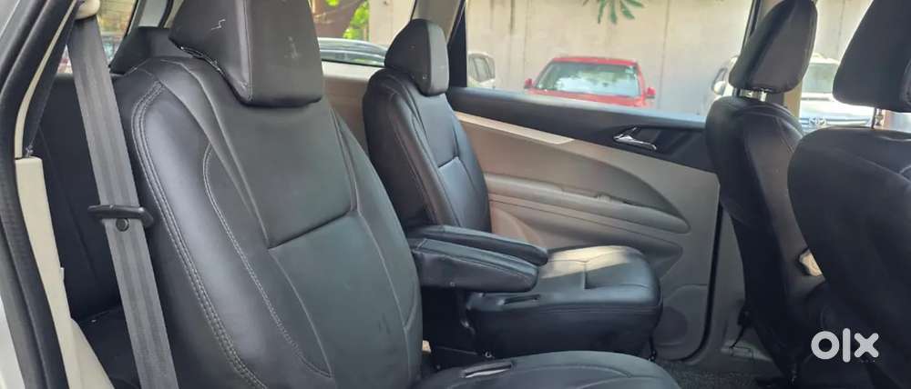 Mahindra Marazzo M6, 2018, Diesel