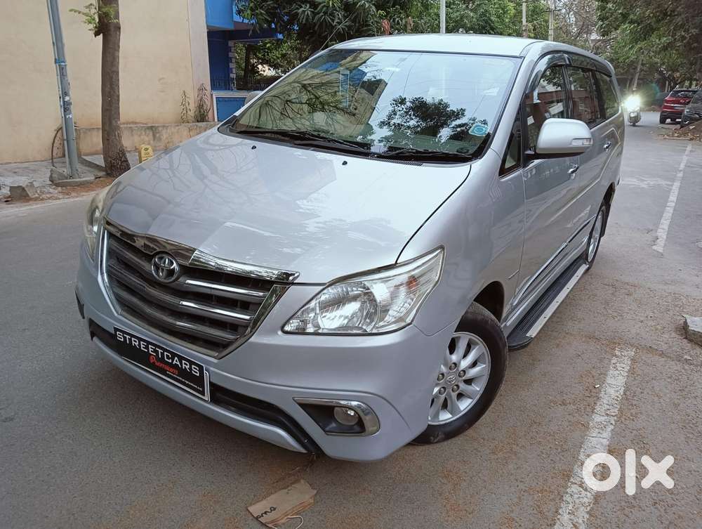 Toyota Innova 2.5 Z Diesel 7 Seater Bs Iv, 2014, Diesel