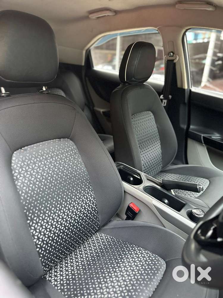 Tata Nexon 1.2 Revotron Xm, 2018, Petrol