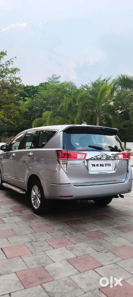 Toyota Innova Crysta 2.4 V, 2016, Diesel