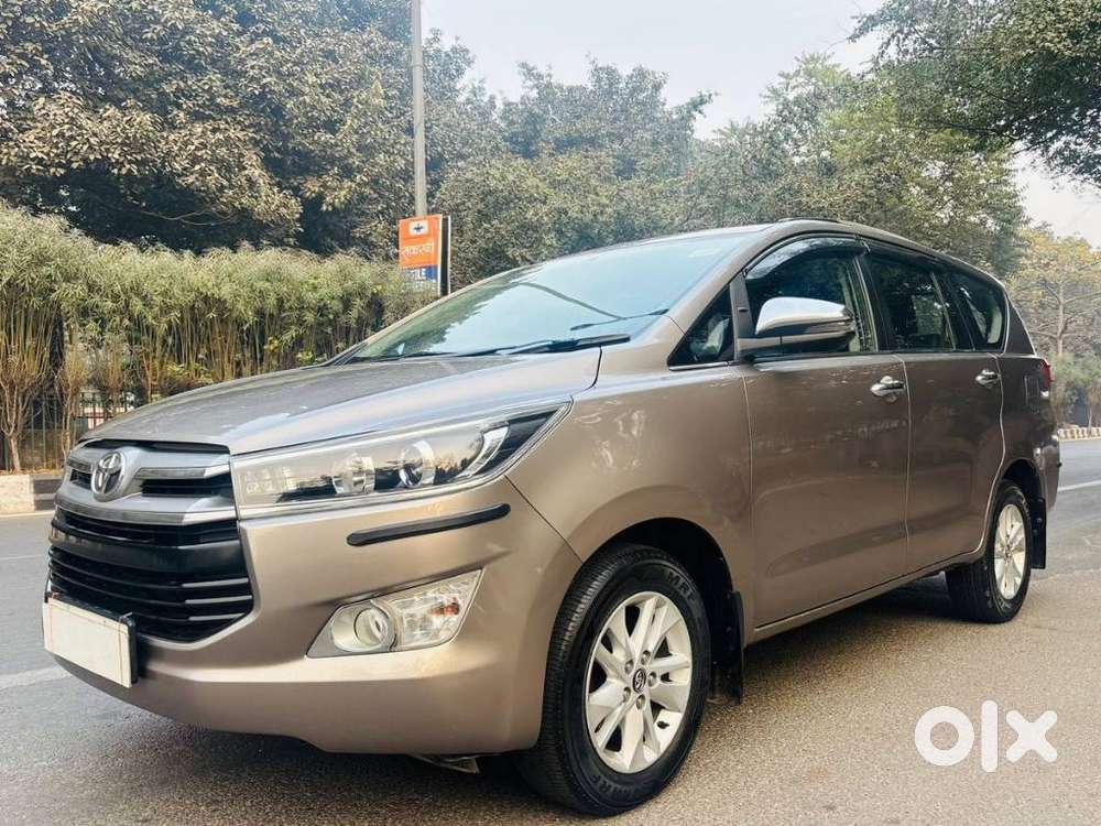 Toyota Innova Crysta