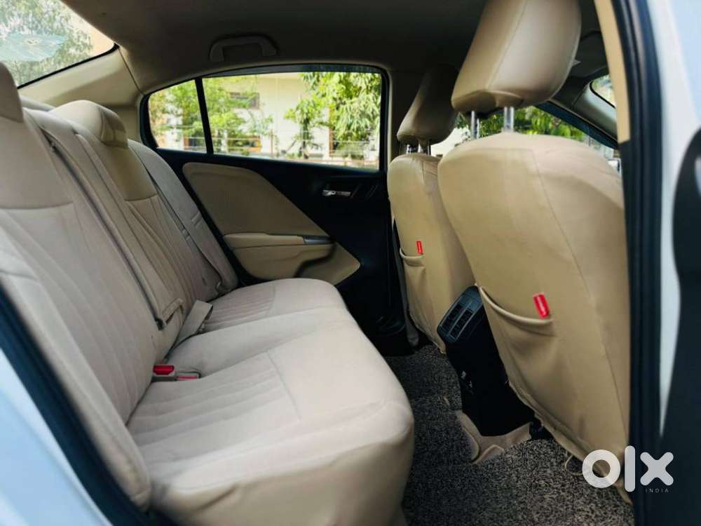 Honda City I-vtec V, 2016, Petrol