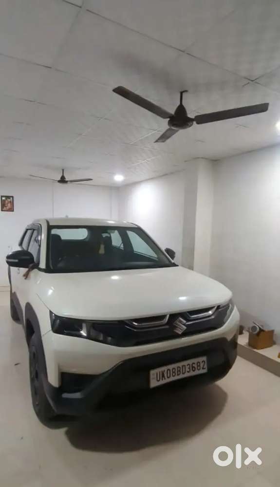 I Want Sell Maruti Suzuki Breeza Car Single Hand Drive