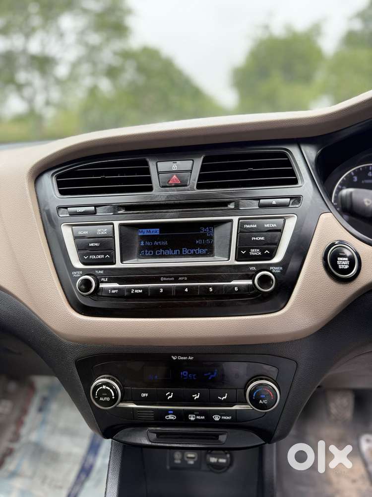 Hyundai Elite I20 Sportz (o) 1.2, 2015, Petrol