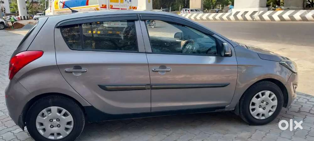 Hyundai I20 2013 Petrol 98000 Km Driven